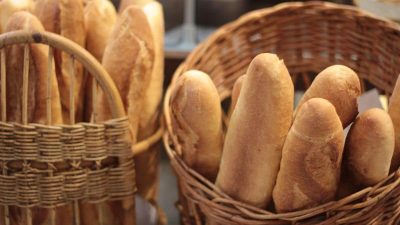 60 millions de consommateurs a trouvé les meilleures baguettes de pain de supermarché
