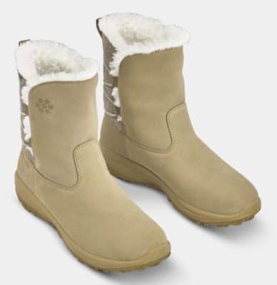 Decathlon-cartonne-avec-ces-bottes-impermeables-qui-vont-garder-vos-pieds-au-chaud-436x450