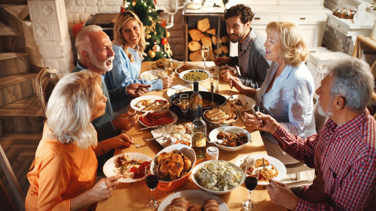 Elle organise un diner de famille pour Noël et réclame 175 euros par invité