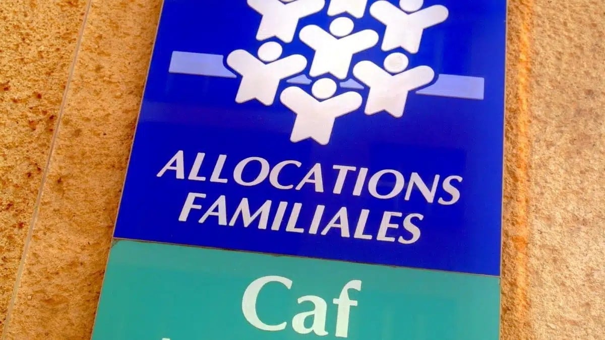 CAF tous les français concernés par le versement à la source de cette aide de 607 euros