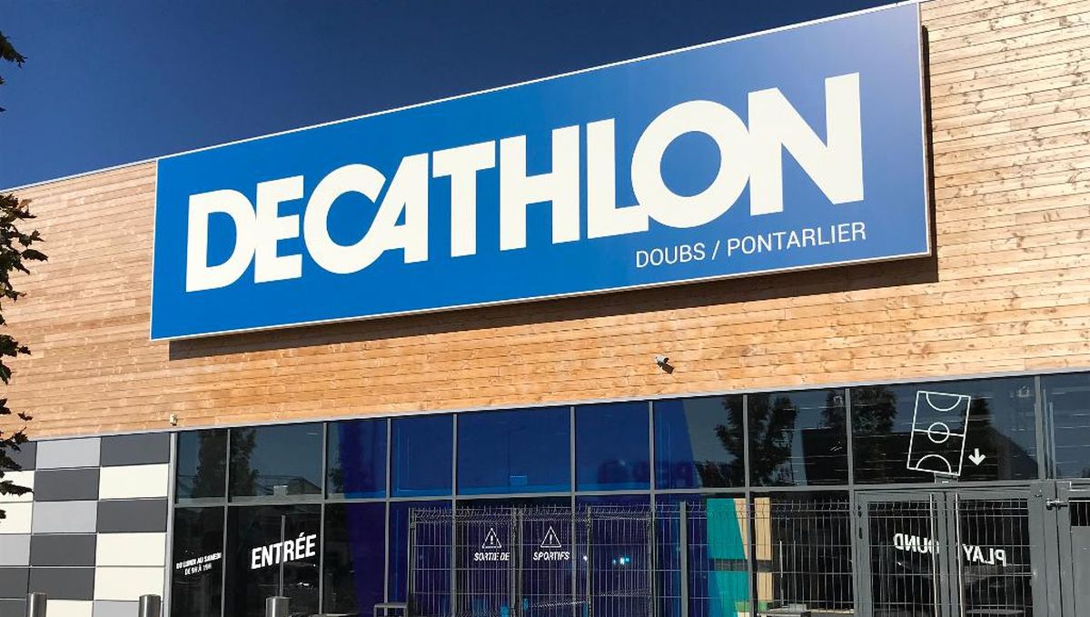 Decathlon cartonne le sac multicolore tendance à moins de 20 euros