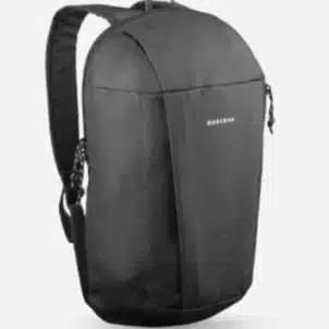 Decathlon-devoile-son-sac-ultra-complet-et-pratique-a-moins-de-4-euros-