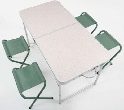 decathlon-anticipe-ete-et-devoile-table-pliante-avec-tabouret-pour-piques-niques-508x450