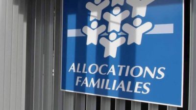 CAF: qui peut toucher cette allocation jusqu'à 940 euros en 2024 comme 800 000 Français ?
