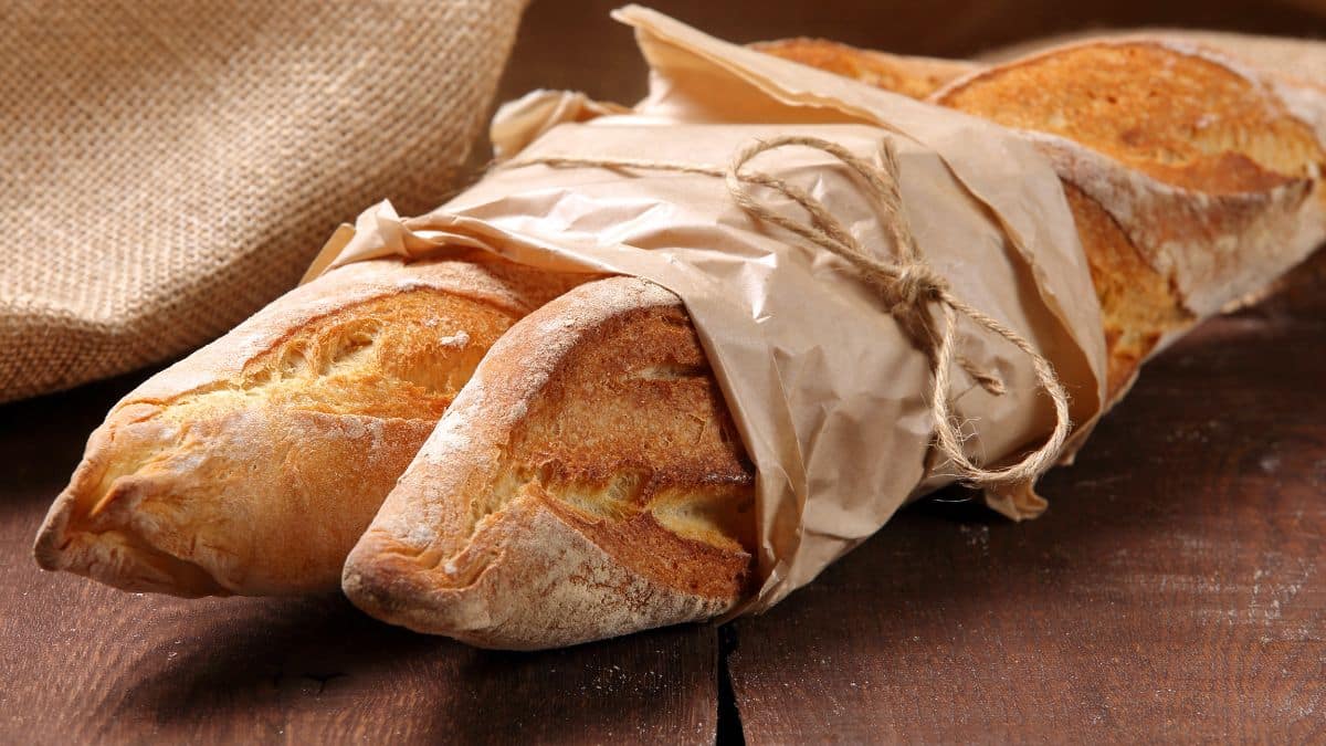 L'astuce géniale pour conserver sa baguette de pain plusieurs jours sans la congeler