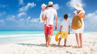 Vacances scolaires: ces maladies que vous pouvez attraper dans le sable à la plage