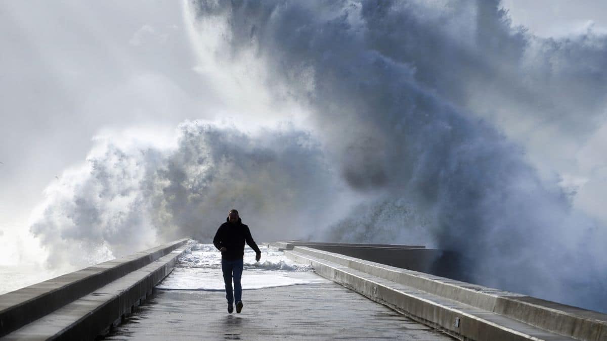 Alerte météo: des pluies torrentielles et de gros orages dans ces régions en France toute la semaine