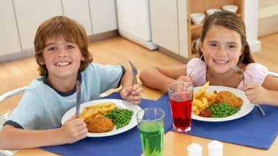 Les 4 aliments que devraient manger vos enfant pour être plus intelligents