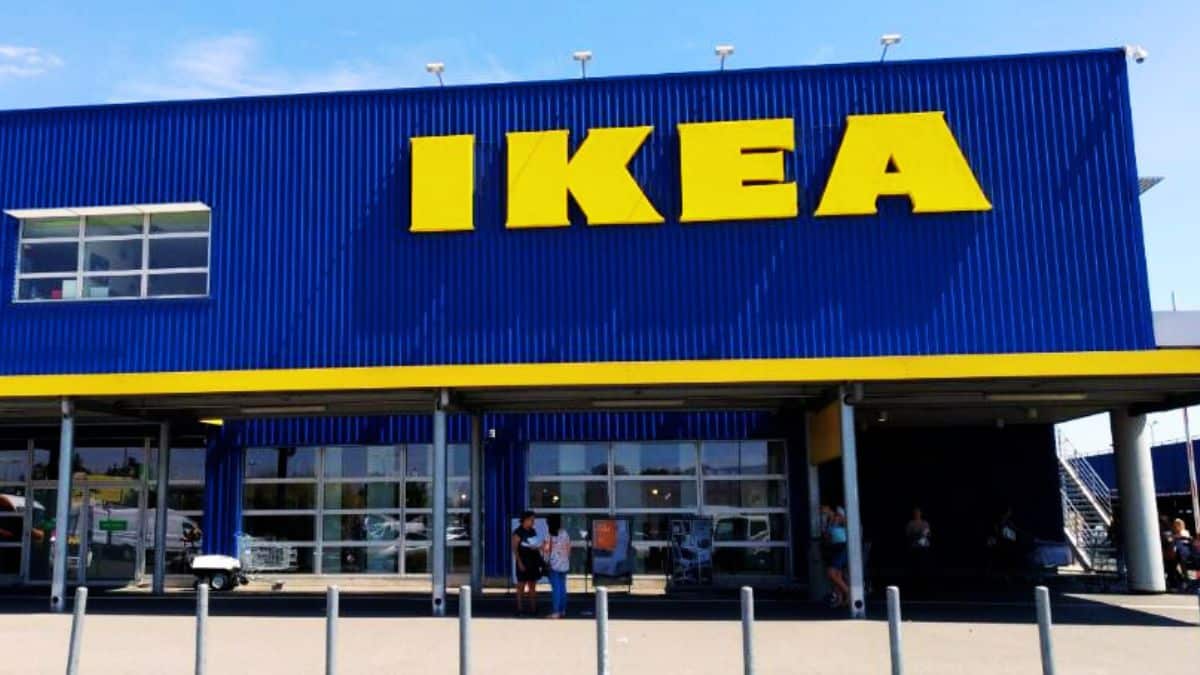 Le canapé 2 en 1 IKEA que tout le monde veut dans son salon