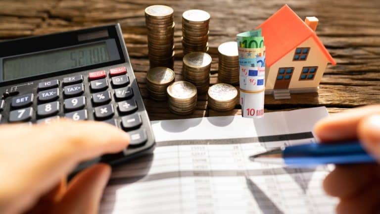 Taxe foncière: mauvaise nouvelle pour tous les propriétaires qui ont une terrasse ou un balcon