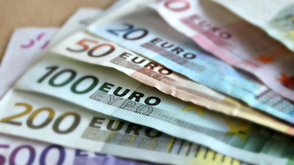 Adieu l’argent liquide en France, tout savoir sur l’euro numérique qui débarque bientôt en France