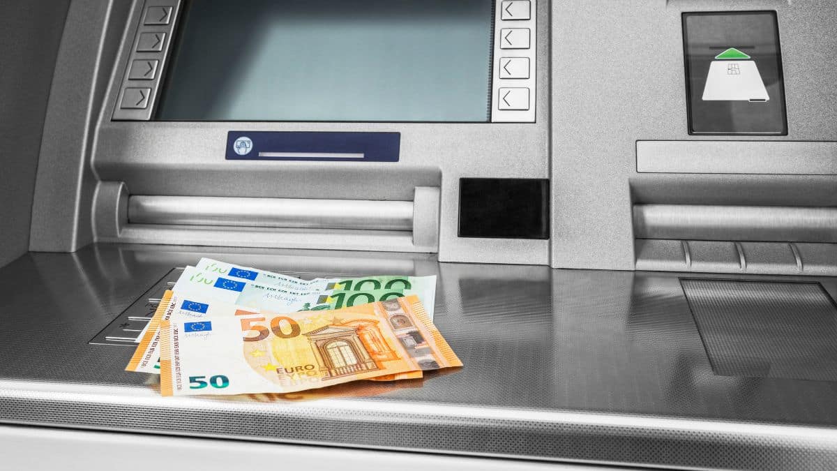 Adieu les distributeurs de billets, ils vont disparaitre et voici ce qui devrait bientôt les remplacer