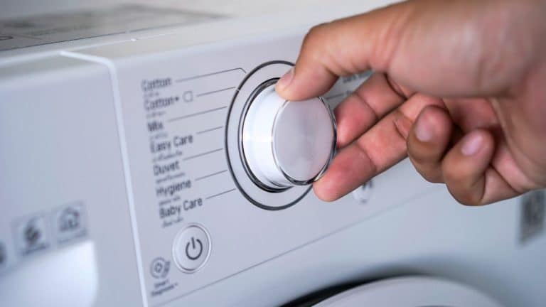 La température idéale pour laver votre linge et exterminer tous les microbes et bactéries et ce n’est pas 60 degrés
