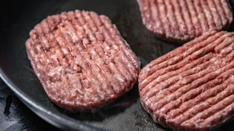 Les 2 meilleures marques de steaks hachés vendues en supermarché d’après 60 millions de consommateurs