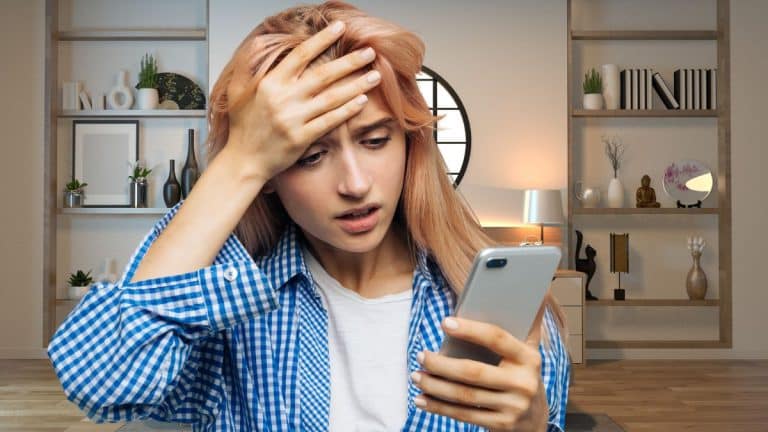 Si vous recevez ce message sur votre téléphone, vérifiez vite votre compte bancaire