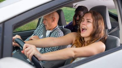 Automobilistes : une amende de 450 euros pour les conducteurs qui ont cette mauvaise habitude
