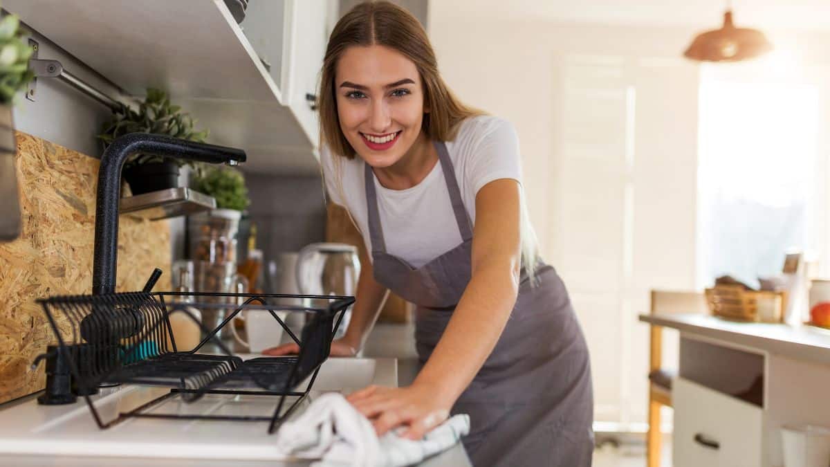 Cette astuce peu connue pour retrouver une cuisine comme neuve avec cet ingrédient secret