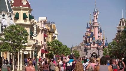 Disneyland Paris: cette somme folle à prévoir si vous voulez passer une journée dans les 2 parcs