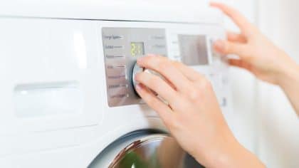 EDF : le meilleur moment dans la journée pour lancer sa machine à laver sans faire exploser sa facture