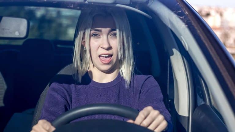 Le permis de conduire à vie c’est fini pour tous les Français en 2025 ?