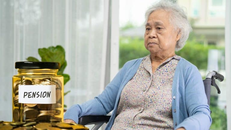 Mauvaise nouvelle pour 30 000 retraités, ils n’ont pas touché leur pension depuis plusieurs mois et voici pourquoi