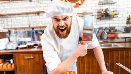 Vous devez toujours refuser la première table proposée par le serveur au restaurant et voici pourquoi