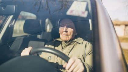 Les nouvelles règles européennes sur le Permis de Conduire après 70 ans et ça ne va pas vous plaire