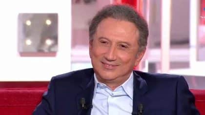 Michel Drucker évoque son unique regret d’invité manqué dans « Vivement dimanche »
