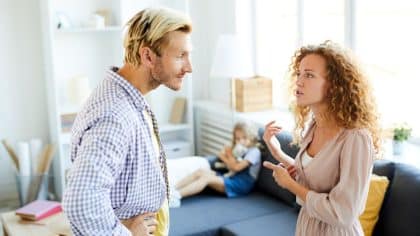 Technique infaillible pour recadrer la victimisation : comment répondre à ceux qui se plaignent sans cesse ?