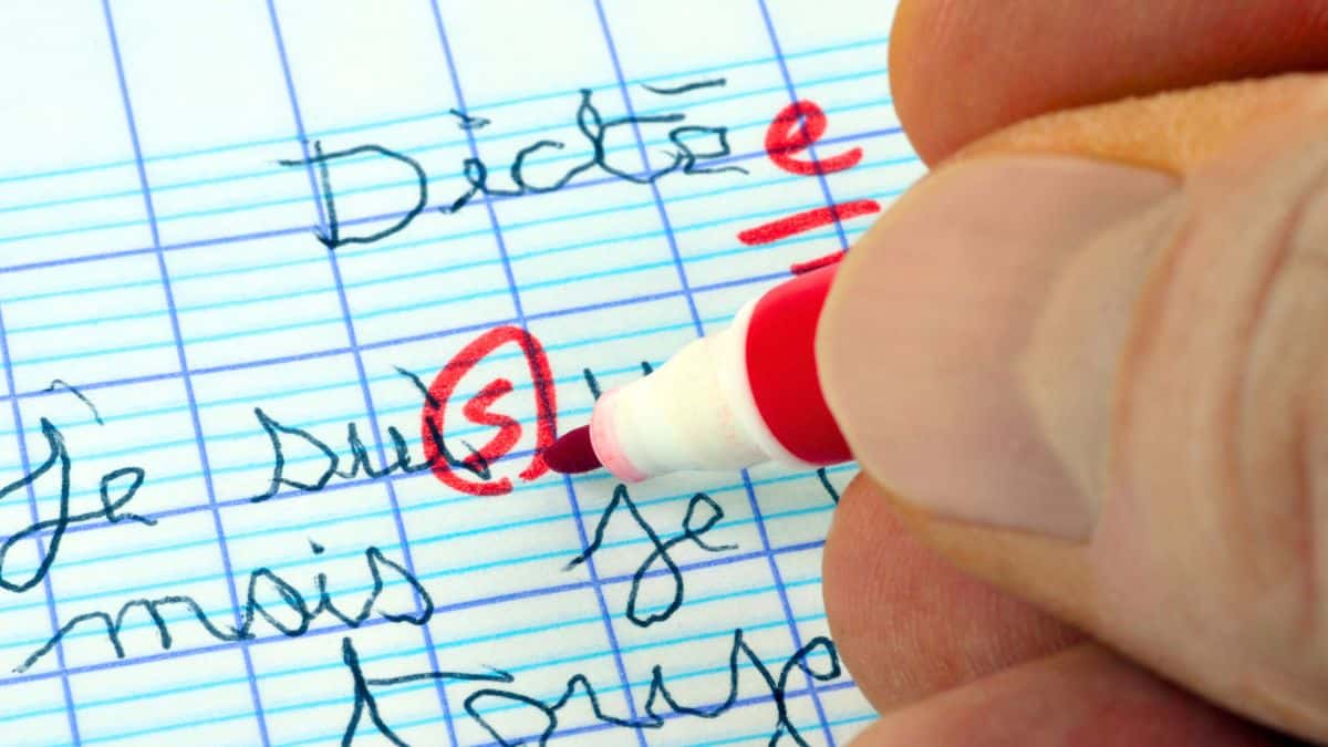 Dictée: seuls les personnes nées avant 1970 voient la faute d’orthographe cachée