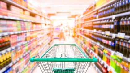 Aldi: les autorités retirent 800 kg d’aliments périmés, hygiène défaillante à répétition