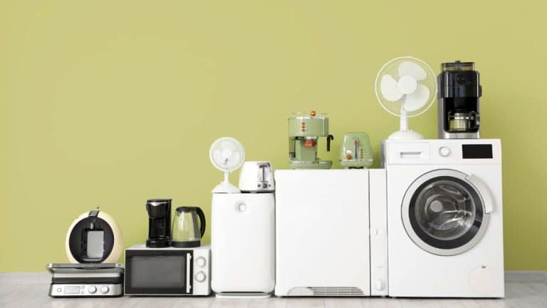 Appareil électroménager: celui qu’on a tous consomme autant que 65 réfrigérateurs allumés, réduisez votre facture en 2025
