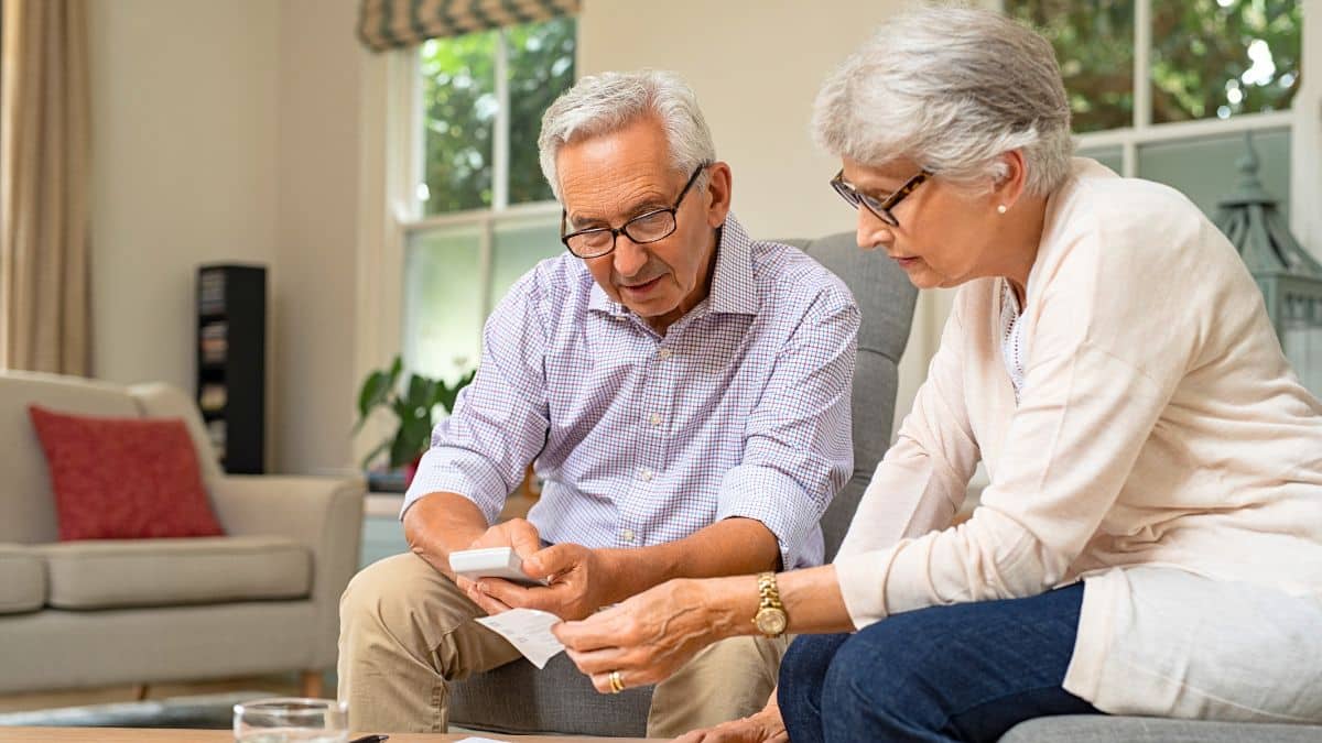 Retraite : 1 retraité sur 10 voit sa pension baisser en 2025 selon la Cour des comptes, les démarches pour l’éviter