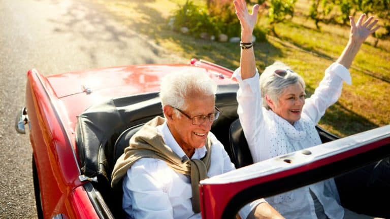 Retraite au soleil: l’île où vivre face à la mer pour 1 000 € par mois séduit les Français