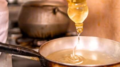 Frying oil: 7 smart garden uses and 4 mistakes that ruin your plants