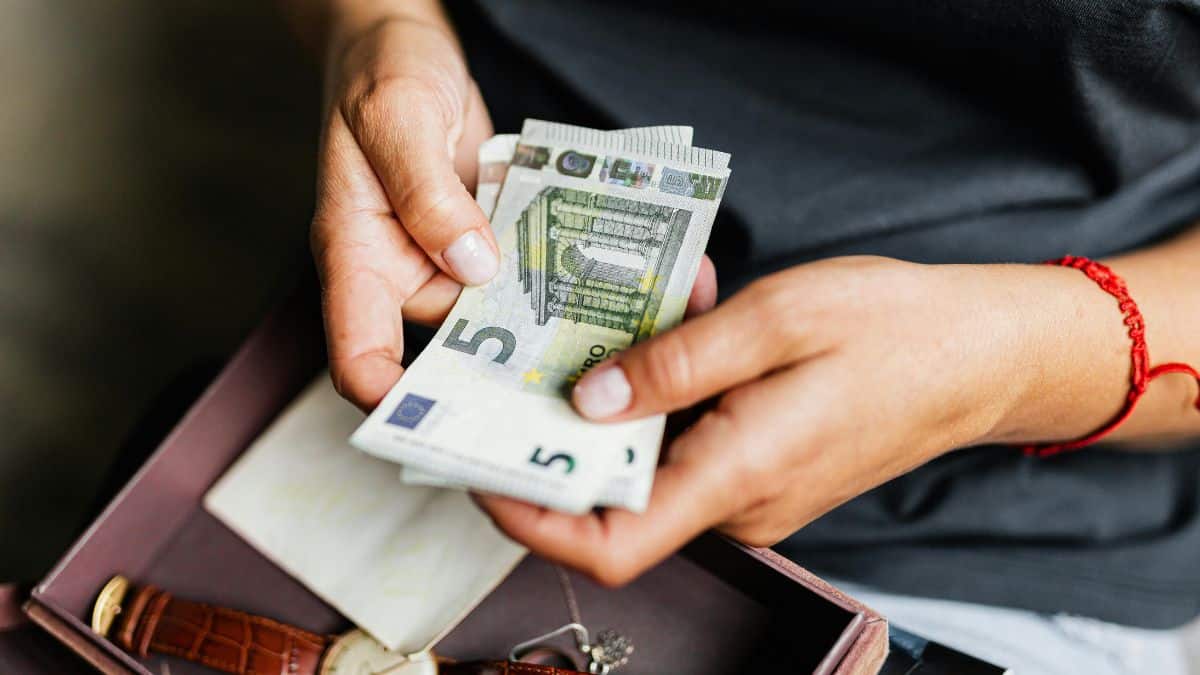 Livret A délaissé : ce placement sécurisé protège enfin mes économies en 2025