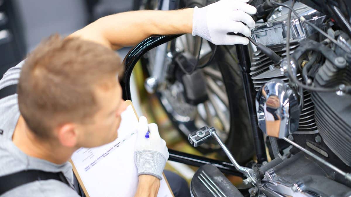 Moto : en France, le contrôle technique des deux-roues n’est pas obligatoire en 2025