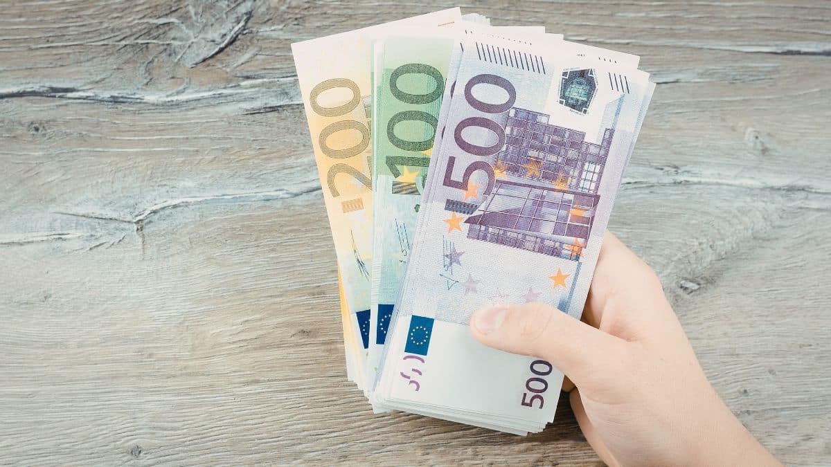 Compte courant: beaucoup font cette erreur, laissez au maximum 1 à 2 mois de dépenses