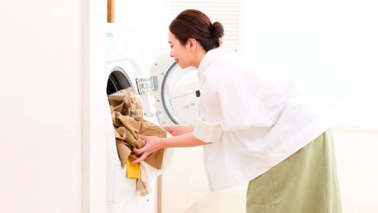 Linky: le calcul qui prouve que la machine à laver la nuit en heures creuses n’est pas toujours économique
