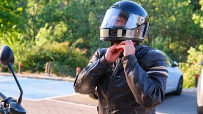 Motards: l'État abandonne le contrôle technique des 2-roues en France